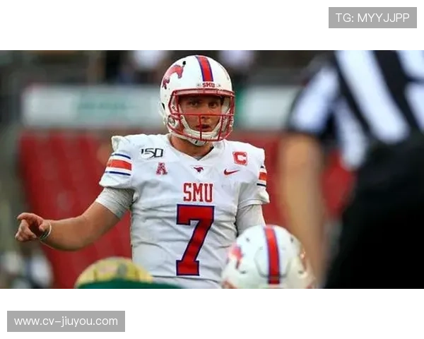 马霍姆斯长传连线沃西拿下42码,酋长险保留胜果 马霍姆斯长传连线沃西拿下42码,酋长险保留胜果