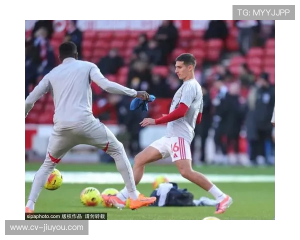 诺丁汉森林主帅戴奇接受专访：谈接手球队后如何重塑防守体系。